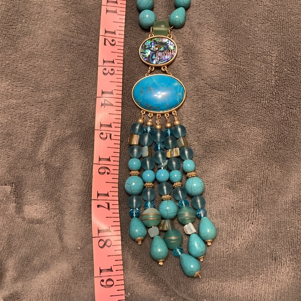 Beautiful turquoise and shell Chicos statement necklace - Picture 6 of 7